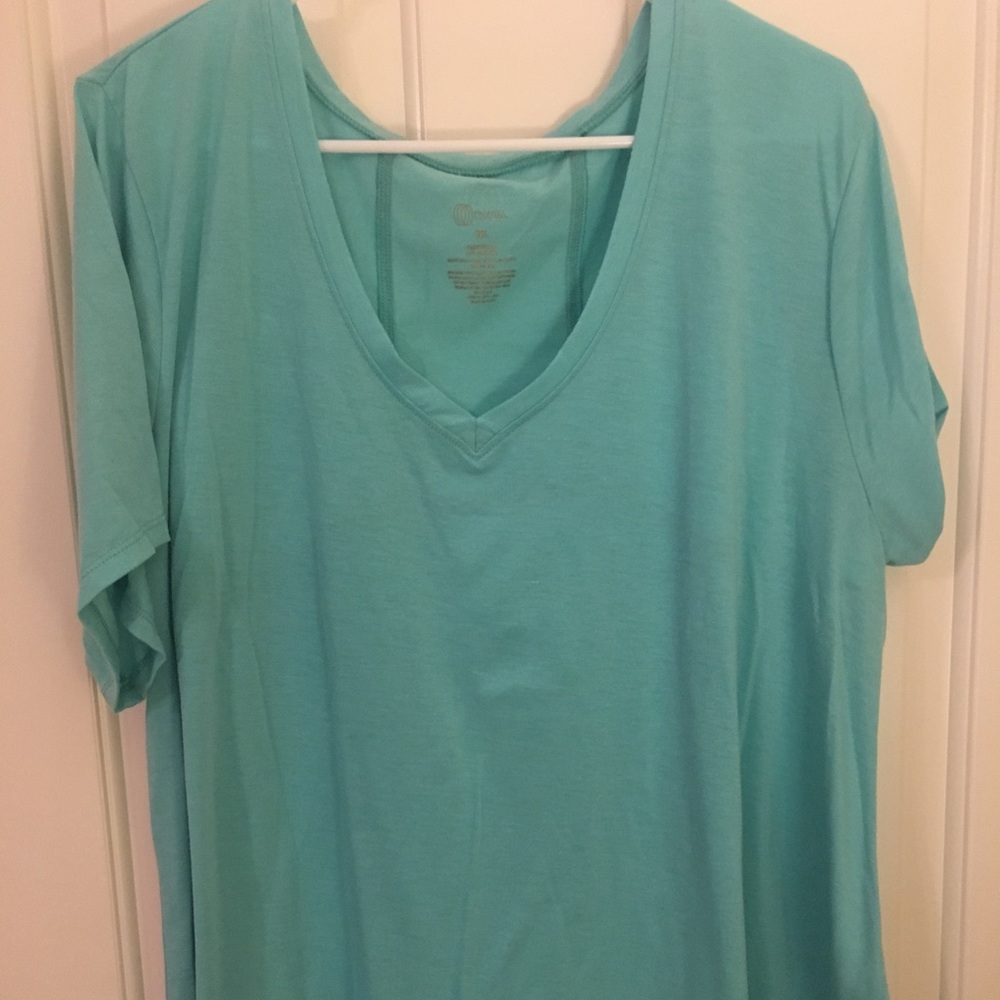 great blue work out top!